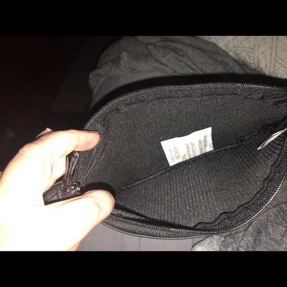 NWT Cosmetic Bag - Picture 3 of 3